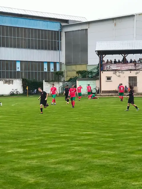 Moravské Bránice – Oslavany „B“ 3:1 — fotka 23