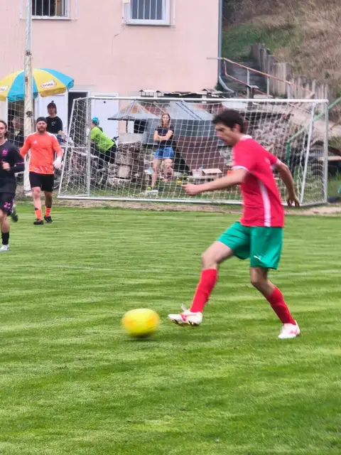 Moravské Bránice – Oslavany „B“ 3:1 — fotka 30