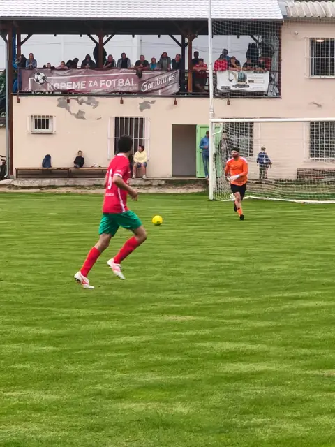 Moravské Bránice – Oslavany „B“ 3:1 — fotka 36