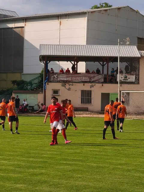 Moravské Bránice – Zastávka „B“ 2:1 (1:1) — fotka 29