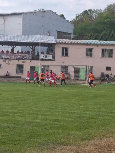 Moravské Bránice – Zastávka „B“ 2:1 (1:1) — fotka 51