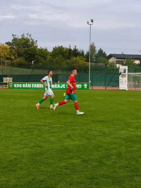 Ořechov „B“ – Moravské Bránice 0:3 — fotka 19