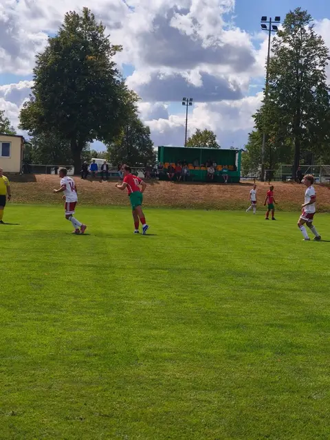 Zbraslav „B“ – Moravské Bránice 0:2 (0:1) — fotka 7