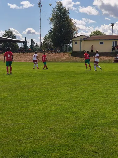 Zbraslav „B“ – Moravské Bránice 0:2 (0:1) — fotka 9
