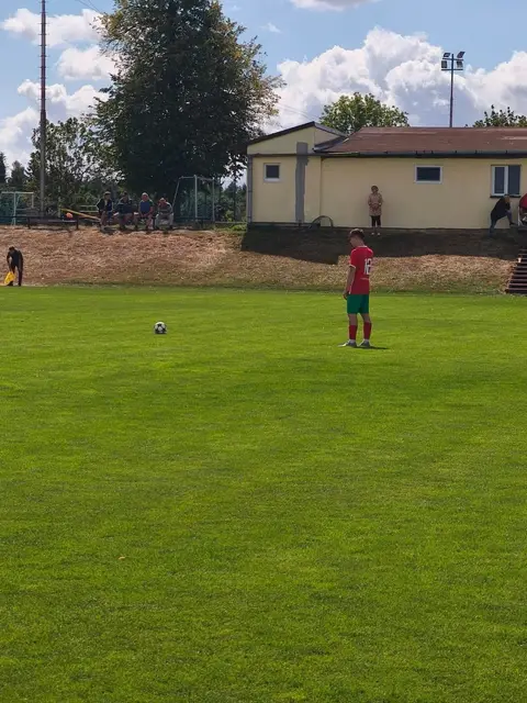Zbraslav „B“ – Moravské Bránice 0:2 (0:1) — fotka 10