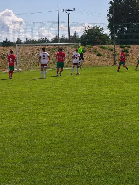 Zbraslav „B“ – Moravské Bránice 0:2 (0:1) — fotka 11
