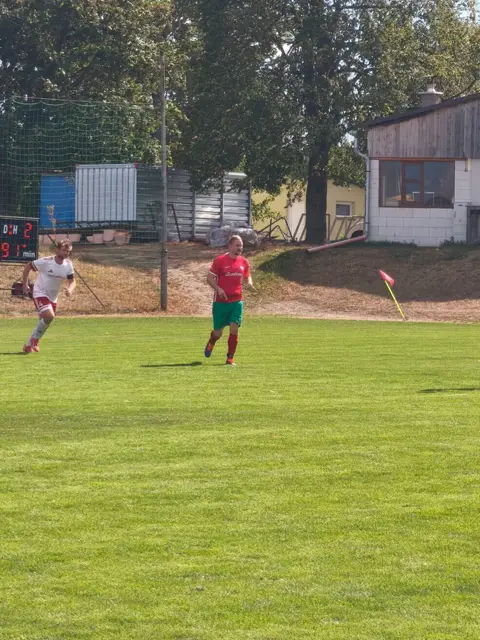 Zbraslav „B“ – Moravské Bránice 0:2 (0:1) — fotka 57